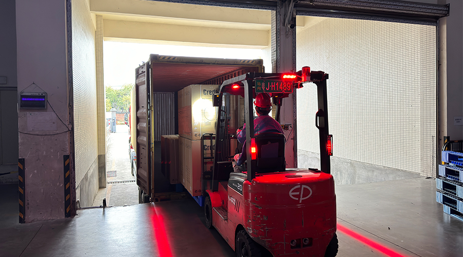 衣物烘干機(jī)出貨英國,開啟合作新篇 衣物烘干機(jī)出貨英國,開啟合作新篇