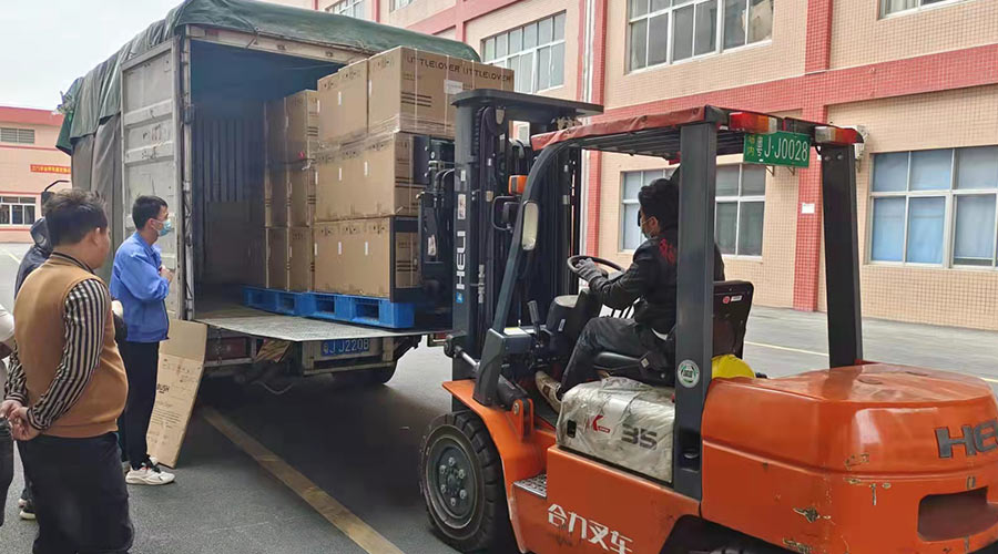 加急生產順利出貨！緩解客戶節(jié)后衣服干衣機庫存不足問題